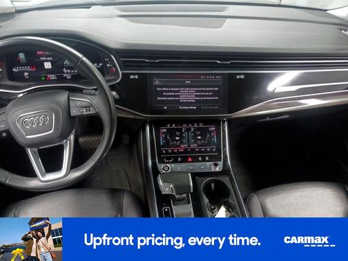 Black 2023 Audi Q7 Prestige