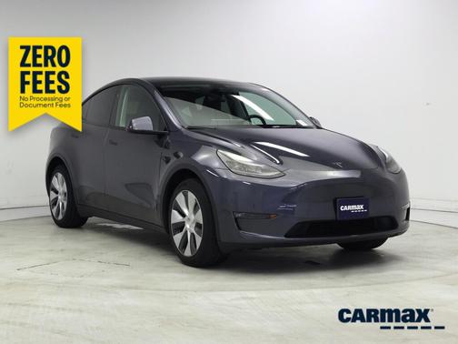 Gray 2023 Tesla Model Y Long Range