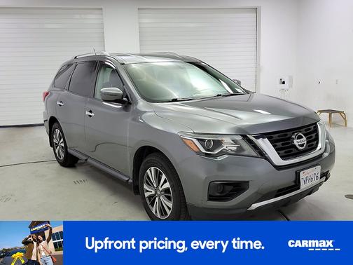 2017 Nissan Pathfinder S