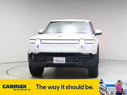 2025 Rivian R1T Adventure Dual-Motor Large