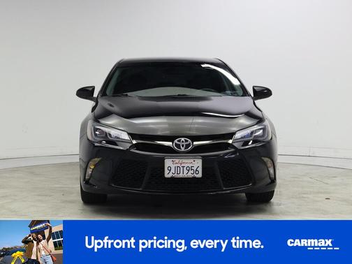 Black 2017 Toyota Camry SE