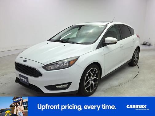 White 2018 Ford Focus SEL