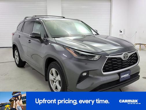 2022 Toyota Highlander LE