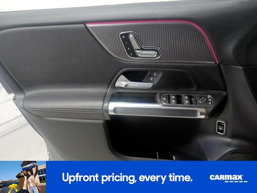 Gray 2021 Mercedes-Benz GLB 250