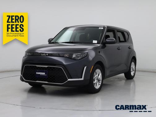 Gray 2024 Kia Soul S