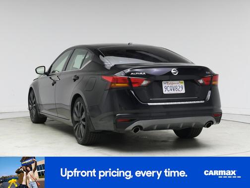 2022 Nissan Altima SR