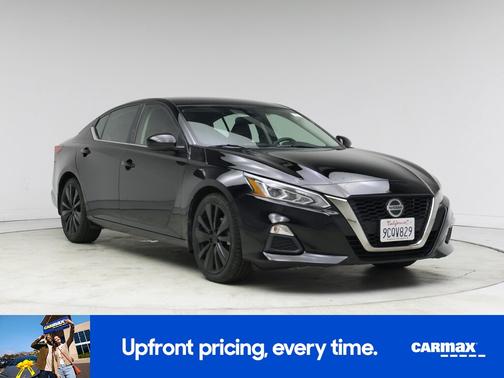 2022 Nissan Altima SR