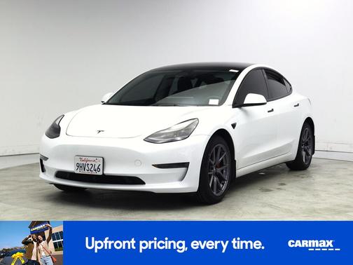 White 2023 Tesla Model 3