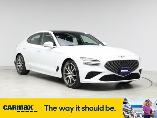 2022 Genesis G70 2.0T