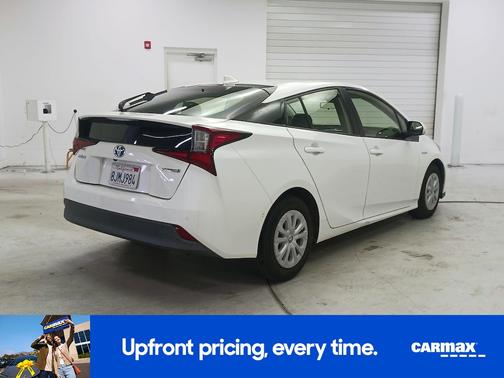 2019 Toyota Prius LE