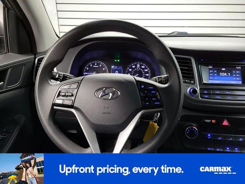 2017 Hyundai TUCSON SE