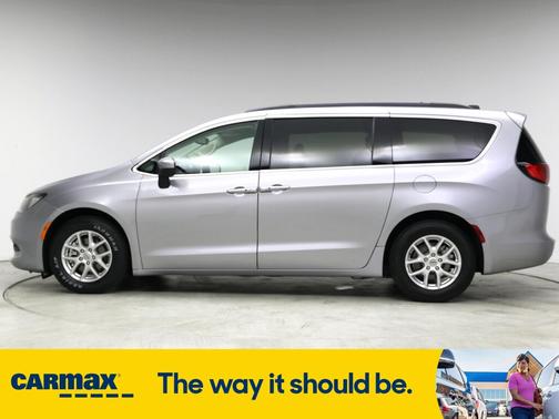 2021 Chrysler Voyager LXI