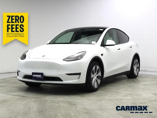 White 2023 Tesla Model Y Long Range
