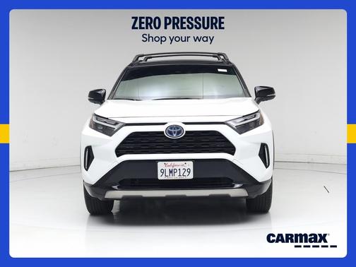White 2024 Toyota RAV4 Hybrid XSE