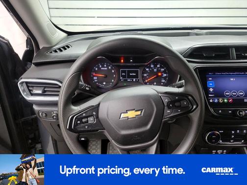 Silver 2022 Chevrolet Trailblazer LT