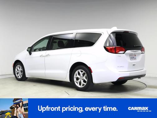 2017 Chrysler Pacifica Touring Plus