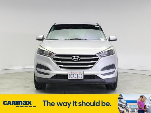 2018 Hyundai TUCSON SE