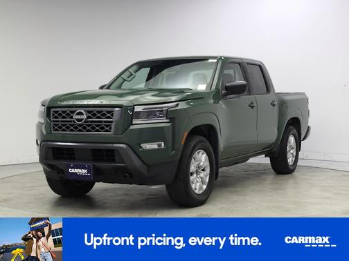 Green 2023 Nissan Frontier SV