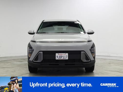 2024 Hyundai KONA SE