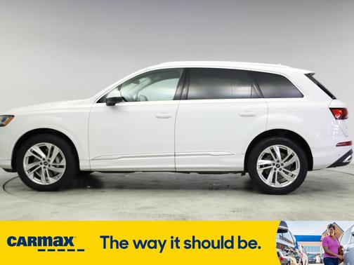 2023 Audi Q7 Premium Plus