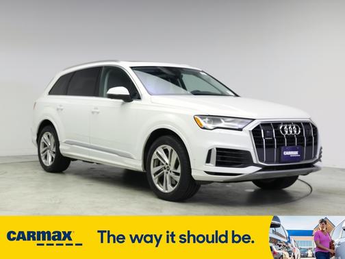 2023 Audi Q7 Premium Plus