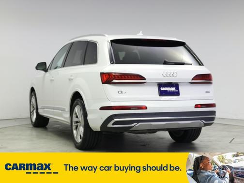 2023 Audi Q7 Premium Plus