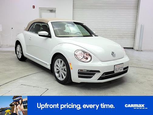 White 2019 Volkswagen Beetle SE