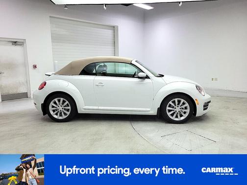 White 2019 Volkswagen Beetle SE