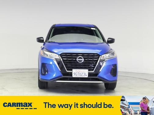 2023 Nissan Kicks S