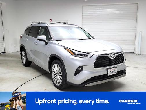 2023 Toyota Highlander Platinum