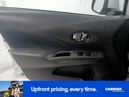 Silver 2014 Nissan Versa Note SV