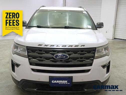 Pearl 2018 Ford Explorer XLT