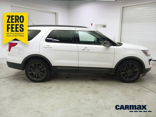 Pearl 2018 Ford Explorer XLT