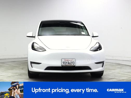 White 2023 Tesla Model Y Long Range