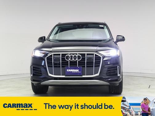 2023 Audi Q7 Premium Plus