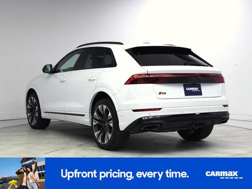White 2024 Audi Q8 Premium Plus