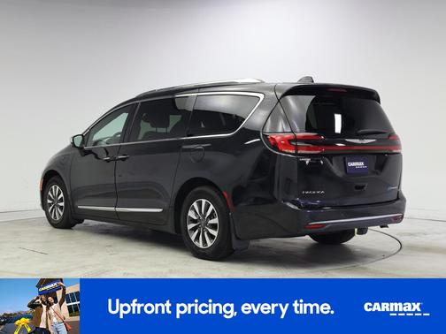 Black 2021 Chrysler Pacifica Hybrid Limited