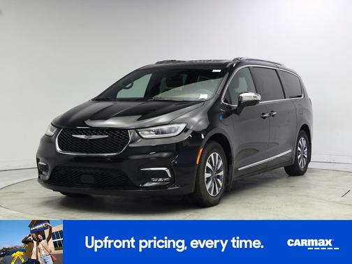 Black 2021 Chrysler Pacifica Hybrid Limited