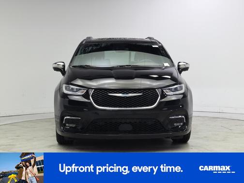 Black 2021 Chrysler Pacifica Hybrid Limited