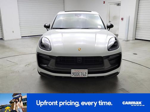 2023 Porsche Macan T