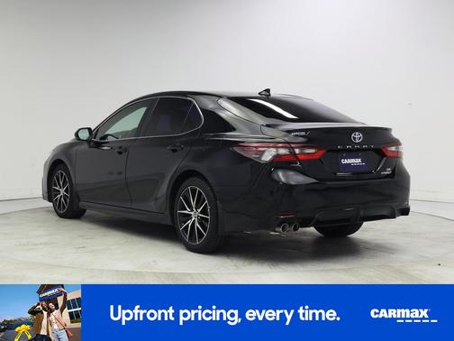 Black 2023 Toyota Camry Hybrid SE