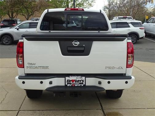 Photo 3 of 27 of 2019 Nissan Frontier PRO-4X