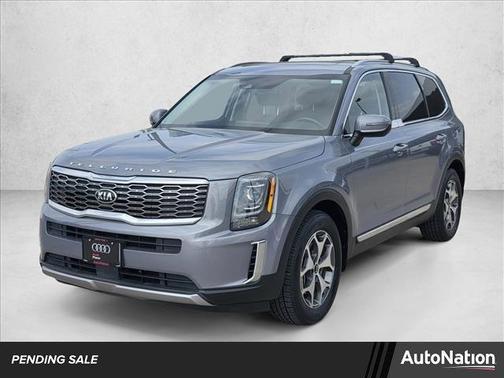 Everlasting Silver 2020 Kia Telluride EX