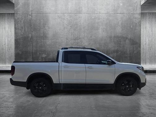 2024 Honda Ridgeline Black