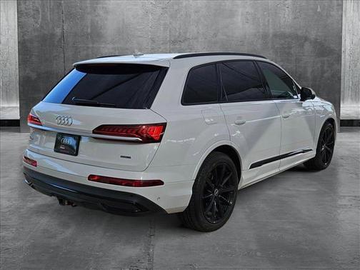 2021 Audi Q7 55 Prestige