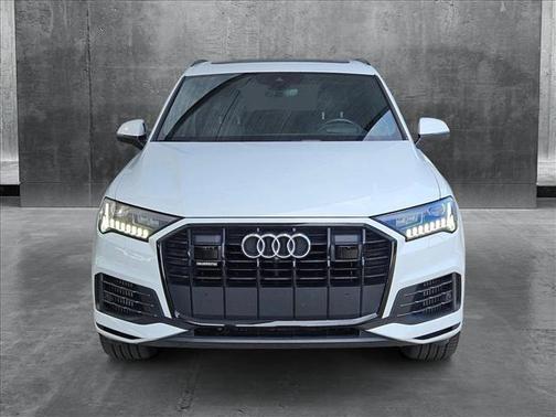2021 Audi Q7 55 Prestige