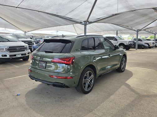 District Green Metallic 2023 Audi Q5 55 S line Prestige