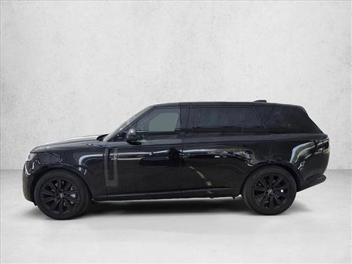2023 Land Rover Range Rover P530 SE