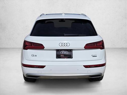 2018 Audi Q5 2.0T Premium Plus