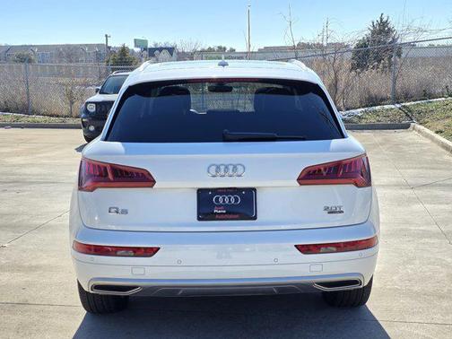 2018 Audi Q5 2.0T Premium Plus